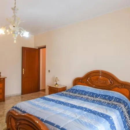 Beautiful Apartment In Cessaniti Apartment